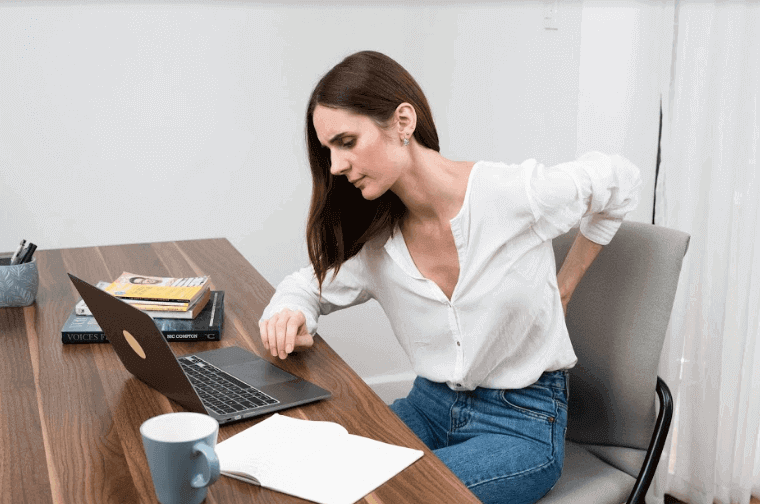 Tailbone Pain When Sitting: Understanding the Causes & Symptoms